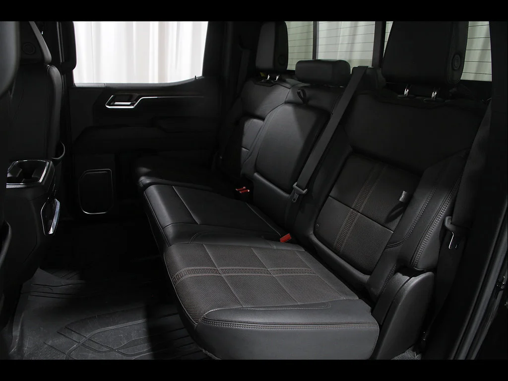 Used 2023 BLACK Chevrolet High Country image 20