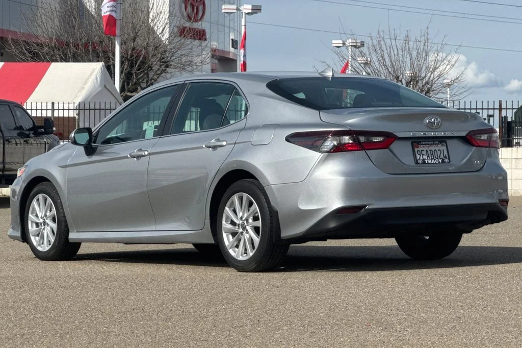 Used 2023 Silver Toyota LE image 8