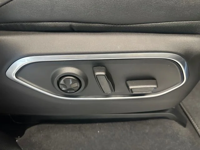 New 2026 Silver Jeep Limited Altitude image 28
