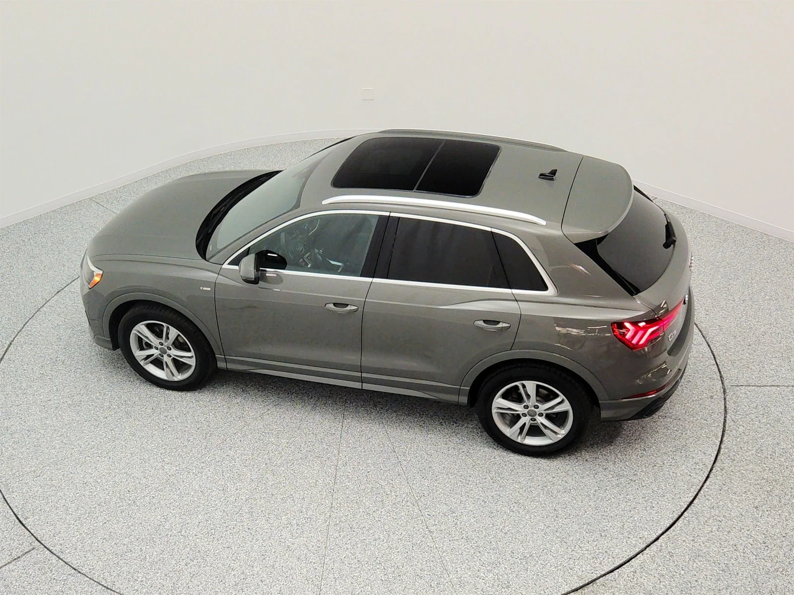 Used 2020 Chronos Gray Metallic Audi S line Premium 45 TFSI quattro image 29