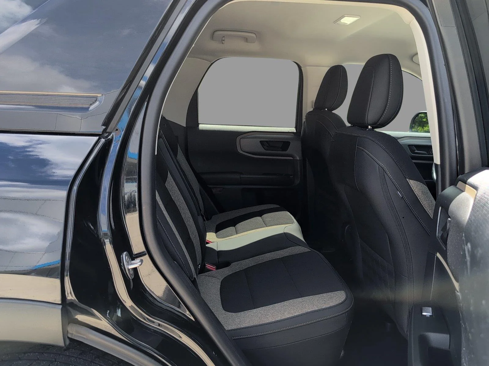 Used 2025 Shadow Black Ford Big Bend image 19