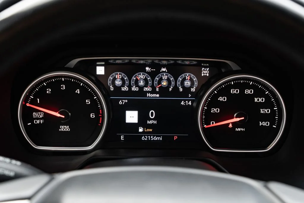 Used 2021 Gray Chevrolet Premier image 18