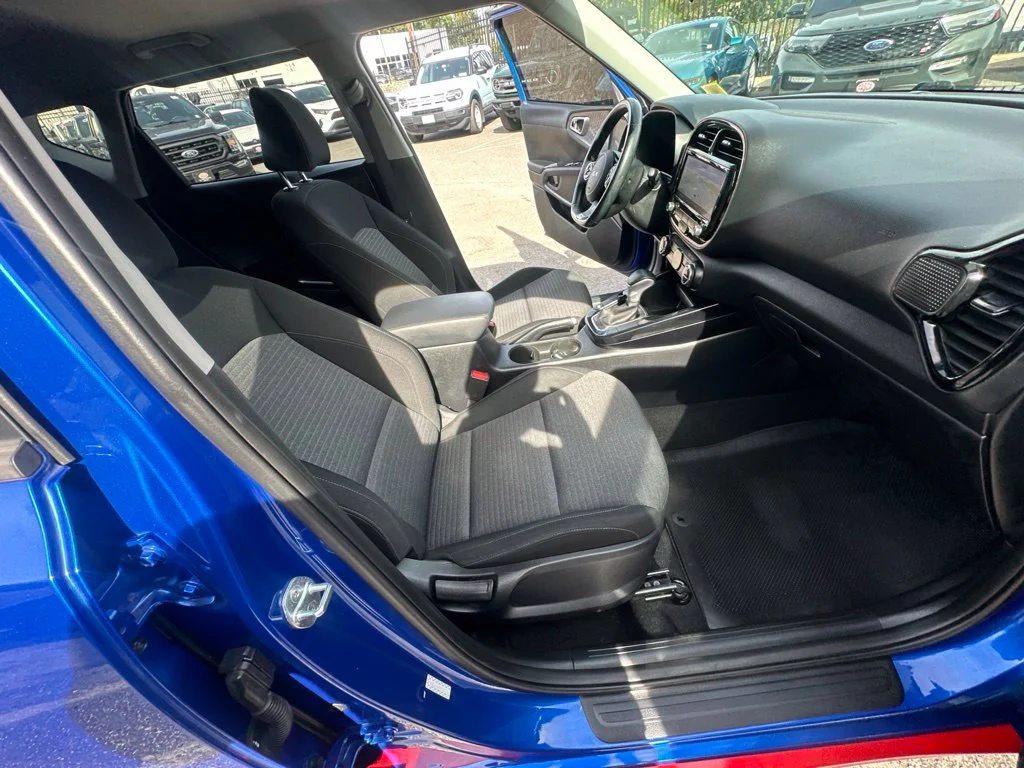 Used 2022 Blue Kia GT-Line image 36