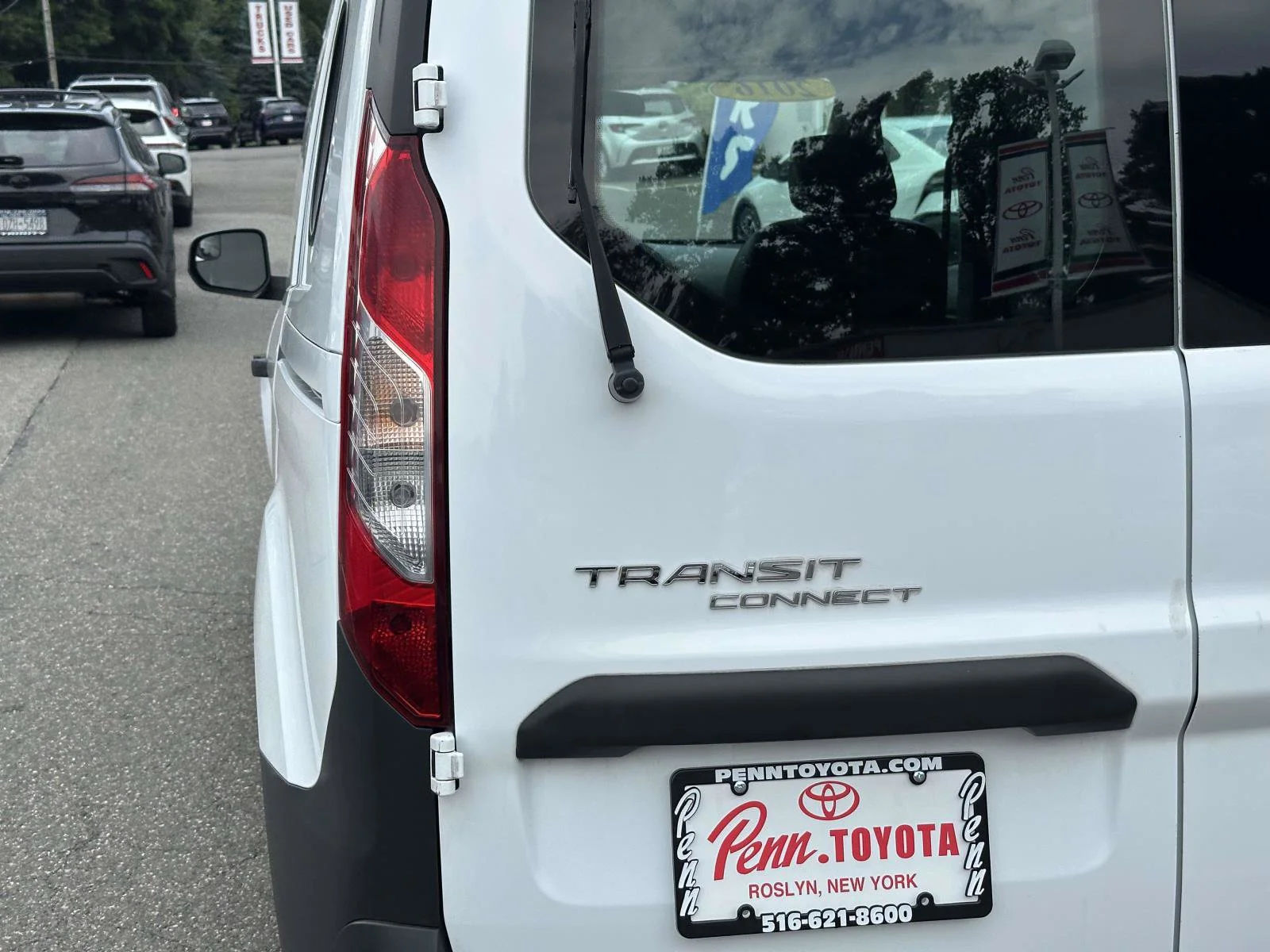 Used 2016 White Ford XL image 16