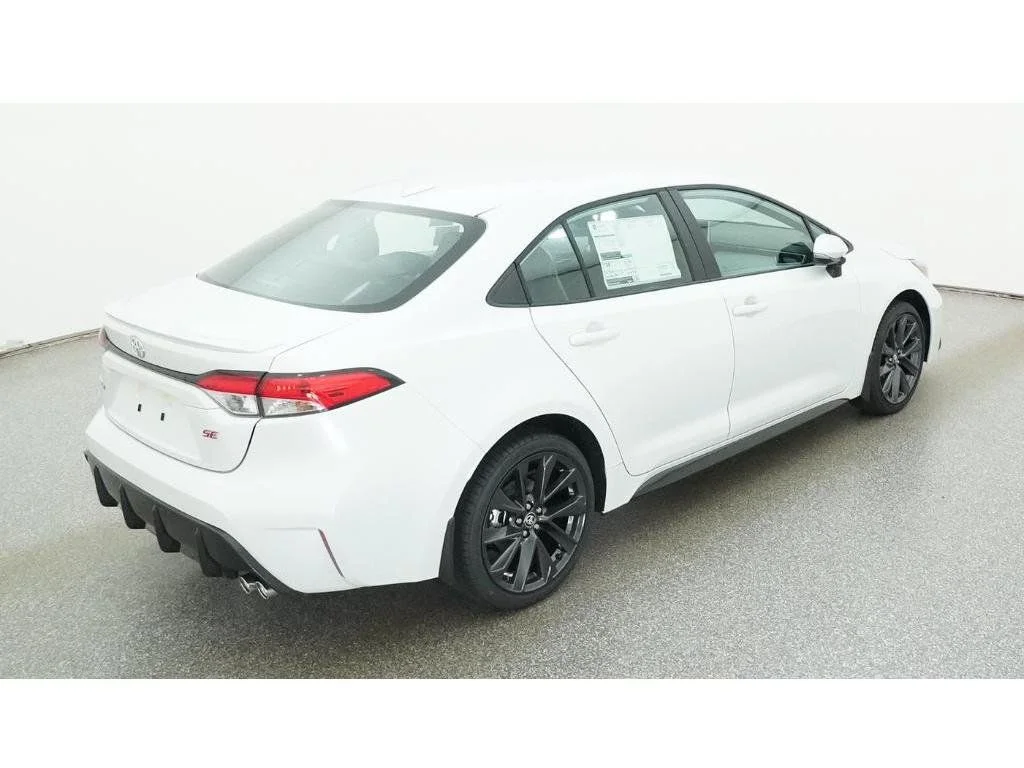 New 2026 Wind Chill Pearl Toyota SE image 12