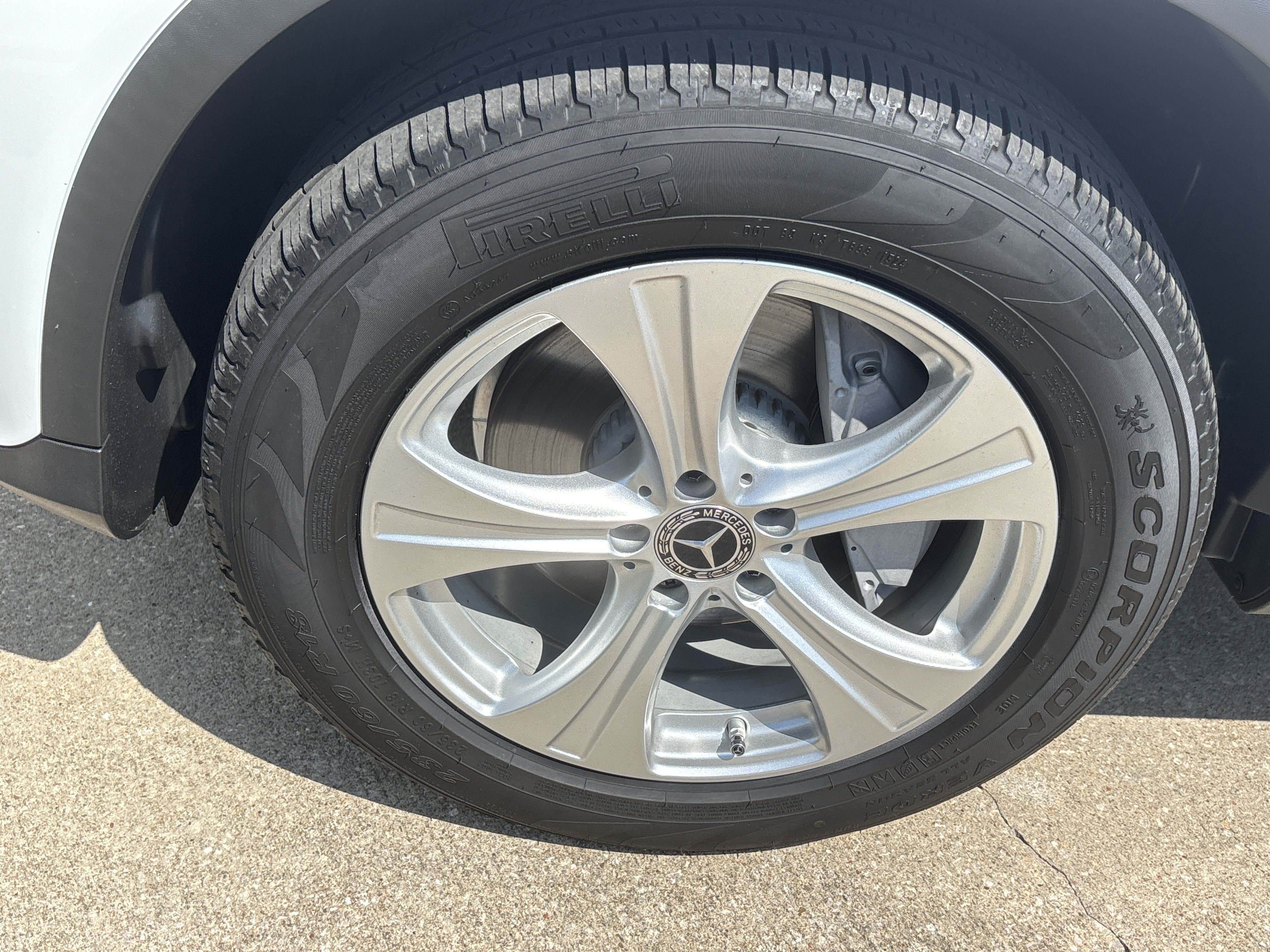Used 2018 POLAR WHITE Mercedes-Benz 300 4Matic image 14