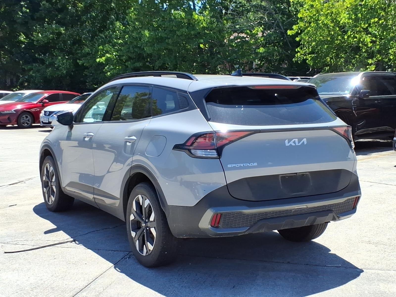 Used 2023 Wolf Gray Kia X-Line image 9
