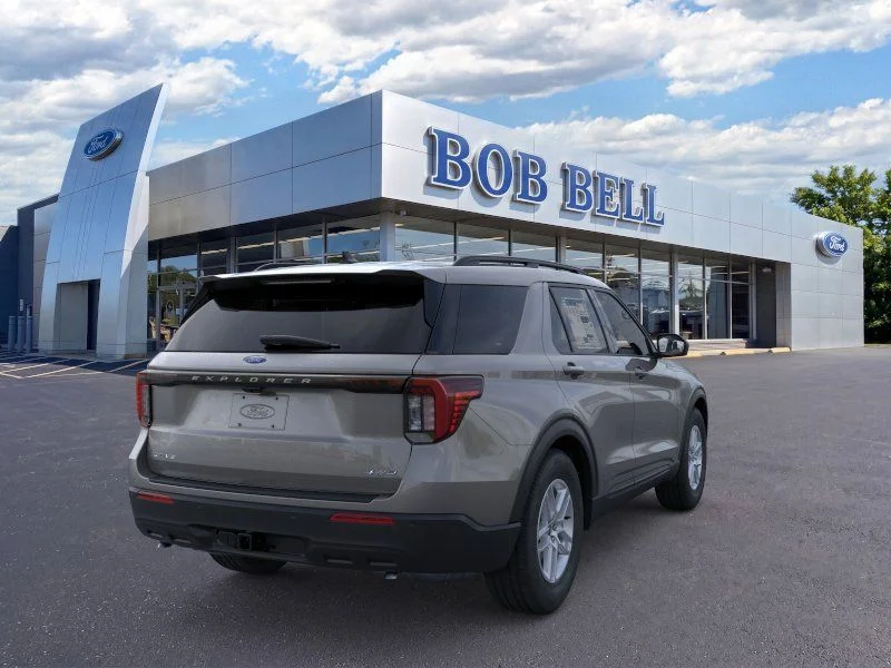 New 2026 Gray Ford Active image 8