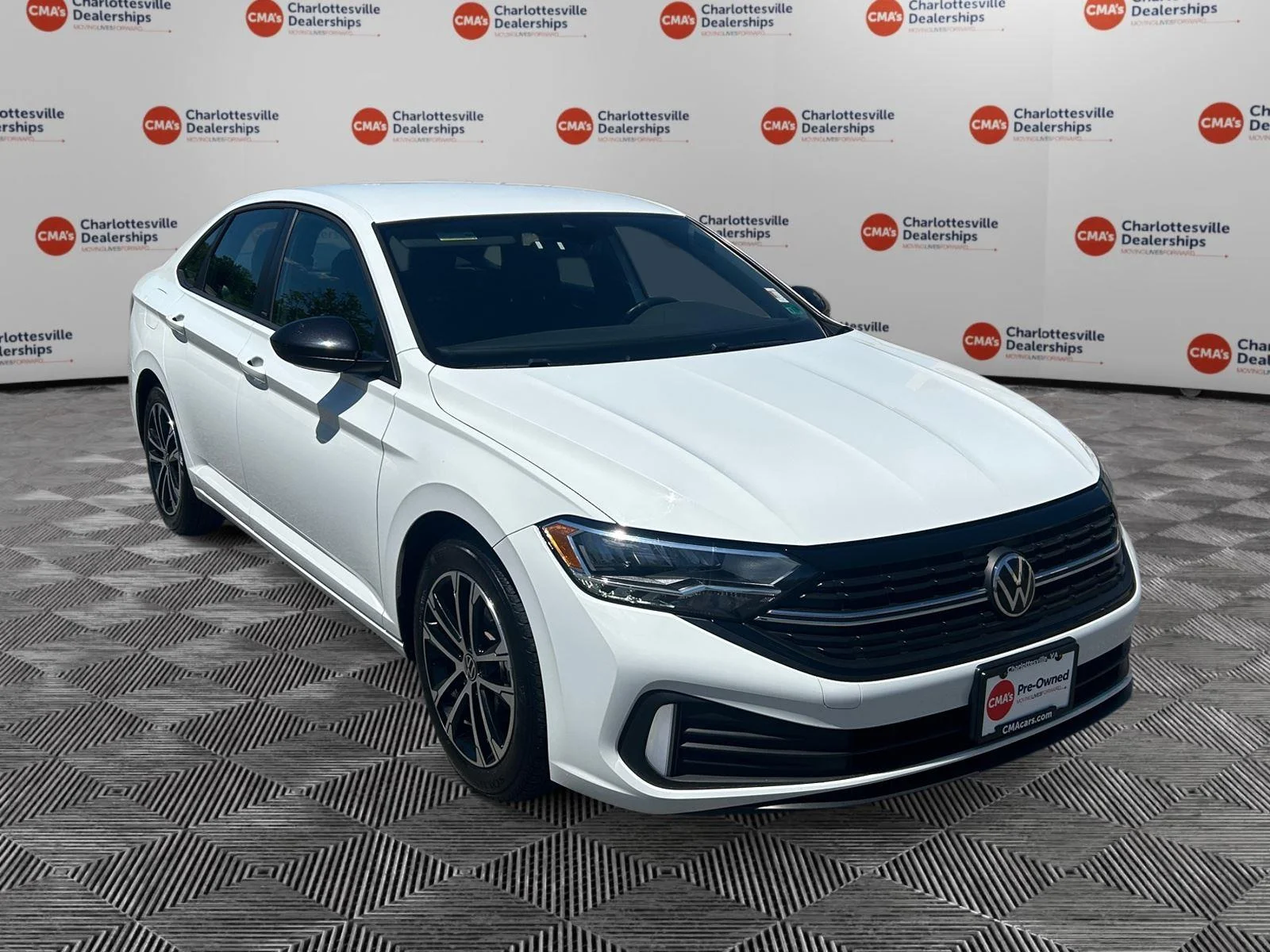 Used 2023 Pure White Volkswagen Sport image 7