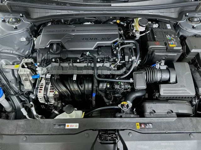 New 2026 Hyundai ELANTRA Limited