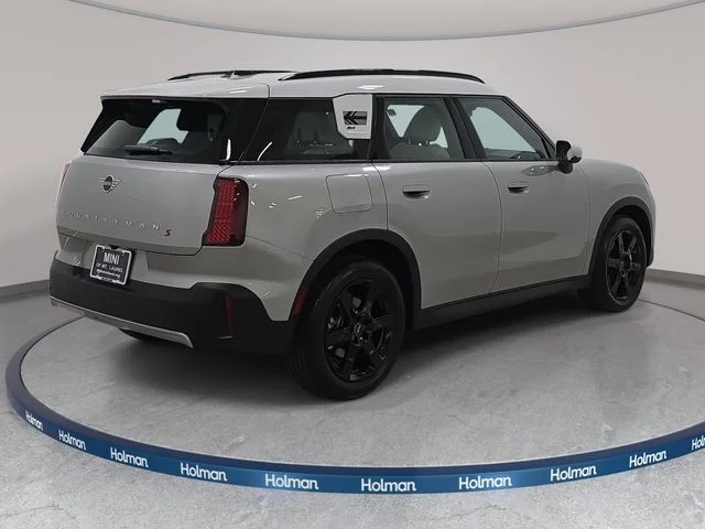 Used 2026 Silver MINI Signature Plus image 6