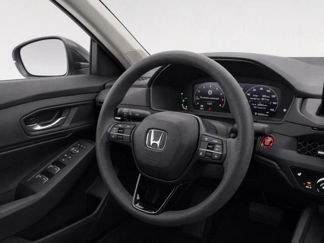 Certified Used 2025 Crystal Black Pearl Honda 1.5T SE image 20