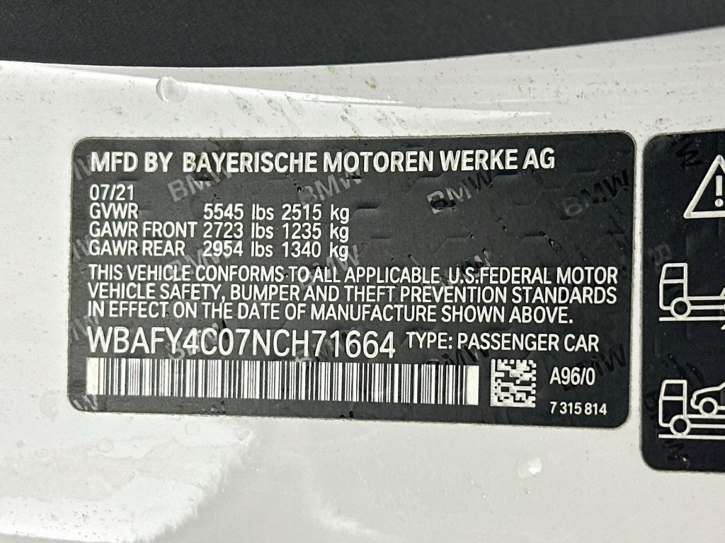 Used 2022 White BMW M850i xDrive image 31