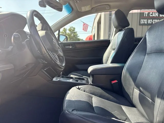 Used 2017 Silver Subaru 2.5i image 12