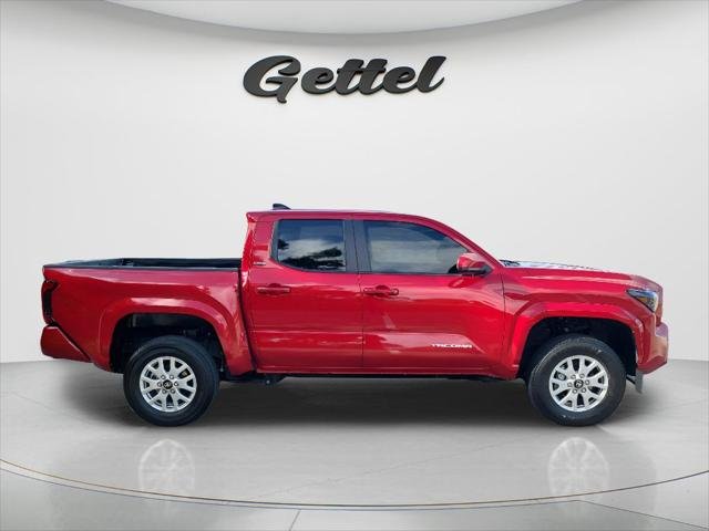 Certified Used 2025 SUPERSONIC RED Toyota  image 4