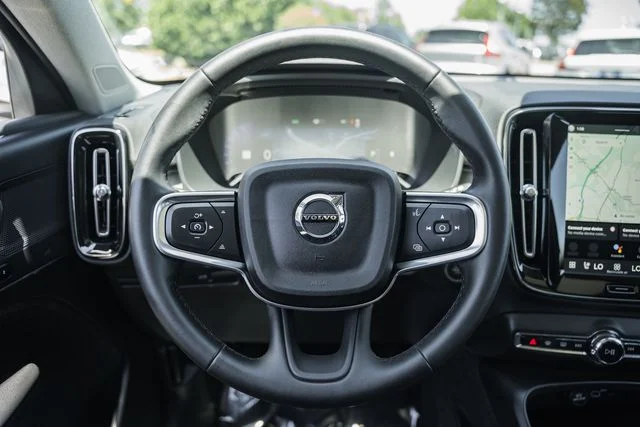 Certified Used 2025 Crystal White Volvo Plus image 30