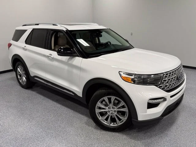 Used 2021 White Ford Limited image 44