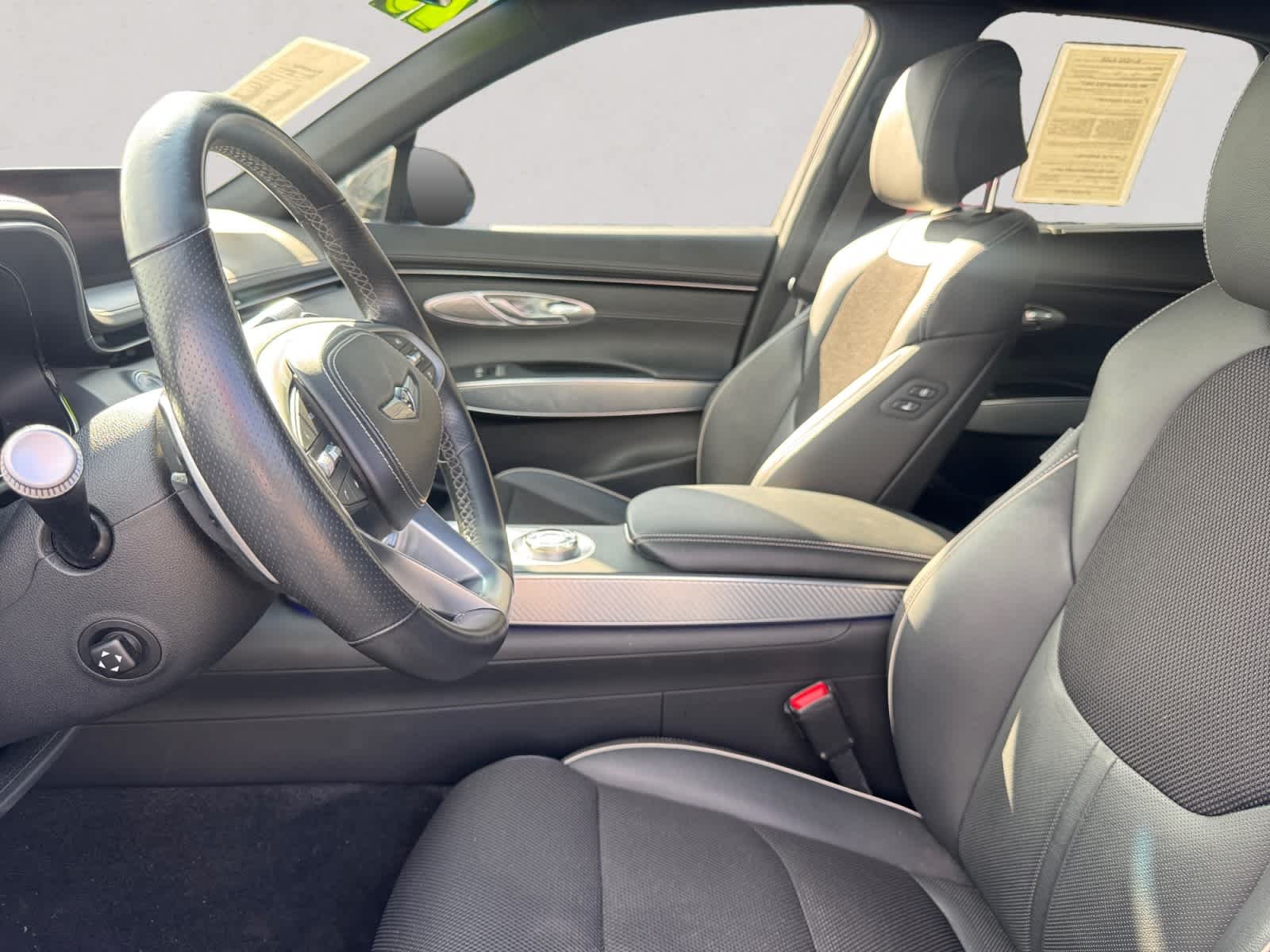 2023 GENESIS GV70 Standard - Photo 9
