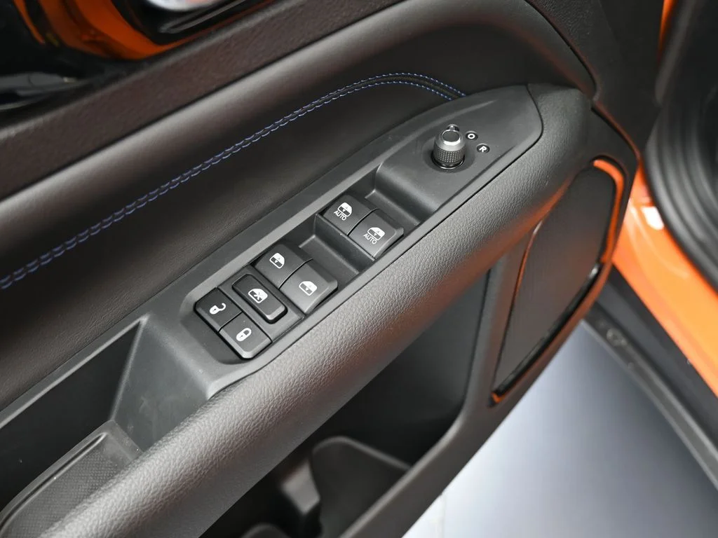 New 2026 Joose (DISC) Jeep Latitude image 13