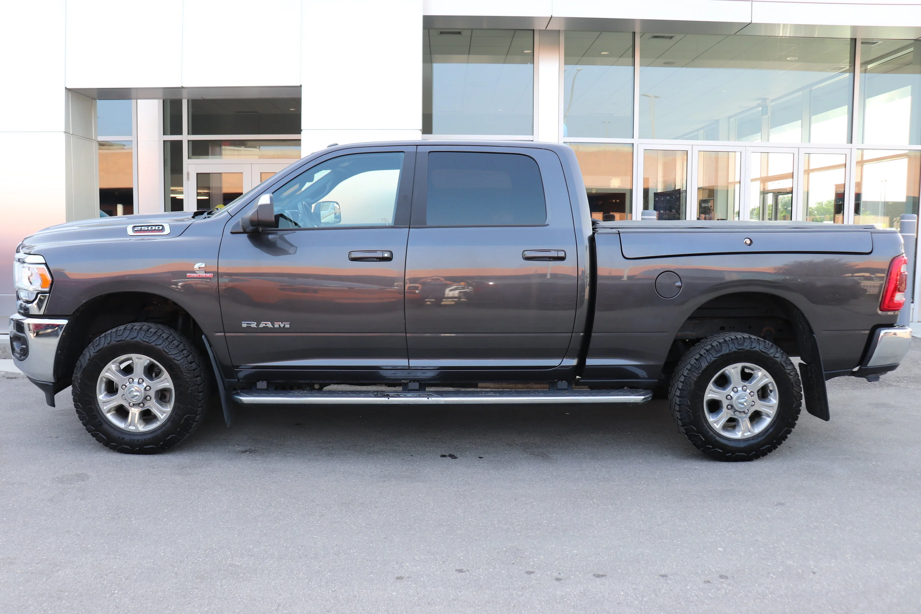Used 2022 Gray Ram Big Horn image 3