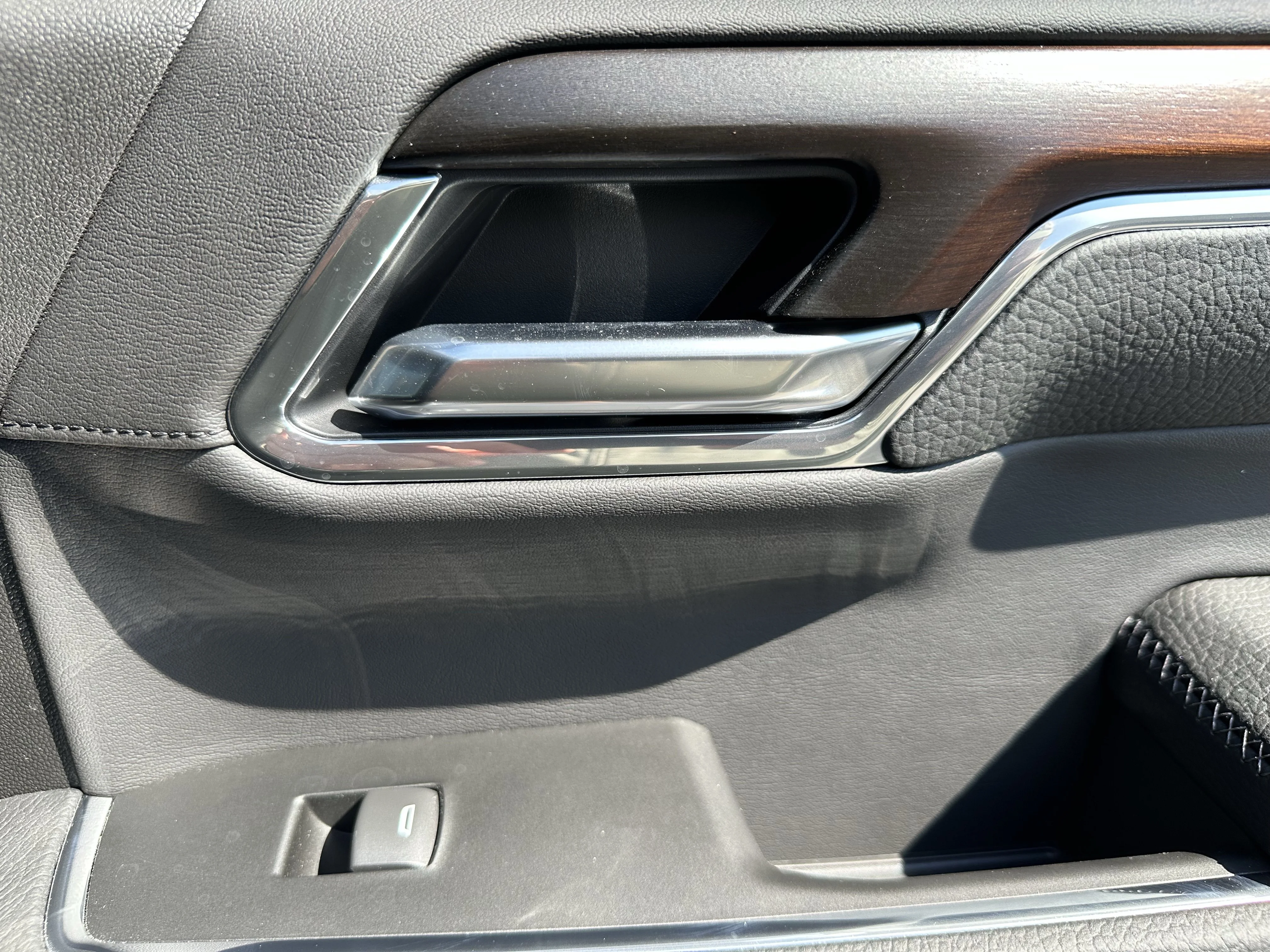 New 2026 Glacier White Tricoat GMC Denali image 22