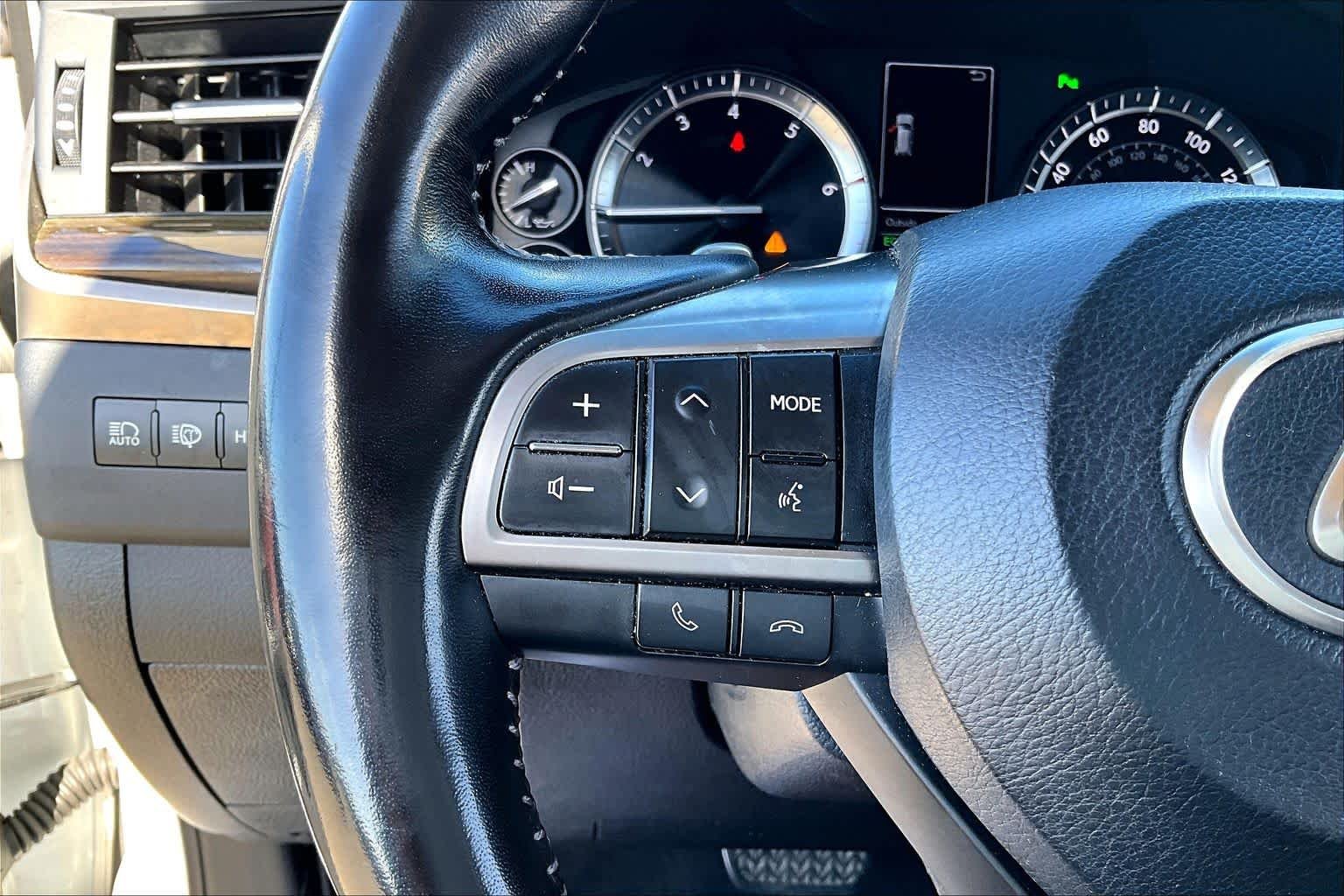 Used 2021 Eminent White Pearl Lexus  image 21
