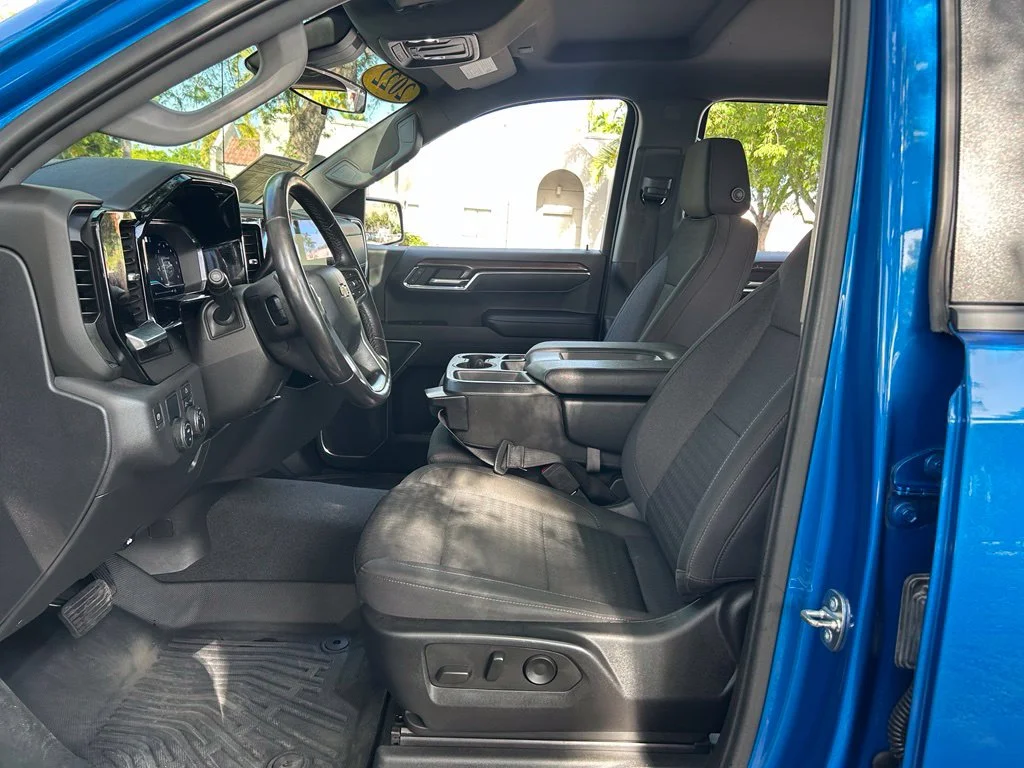 Used 2022 Glacier Blue Metallic Chevrolet LT image 14