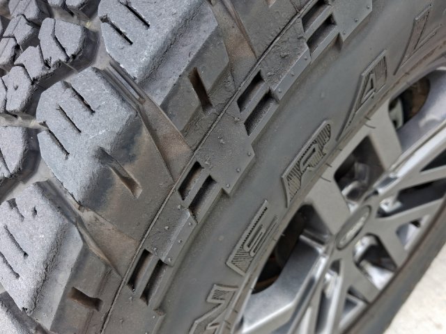 Used 2022 Silver Ford XLT image 19