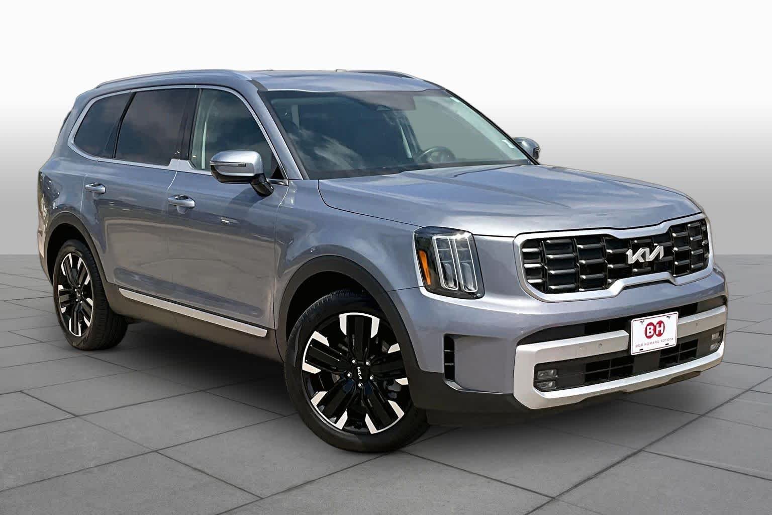 Used 2024 Everlasting Silver Kia SX image 4