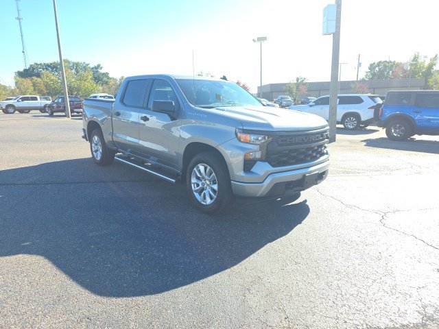Used 2025 Gray Chevrolet Custom image 1