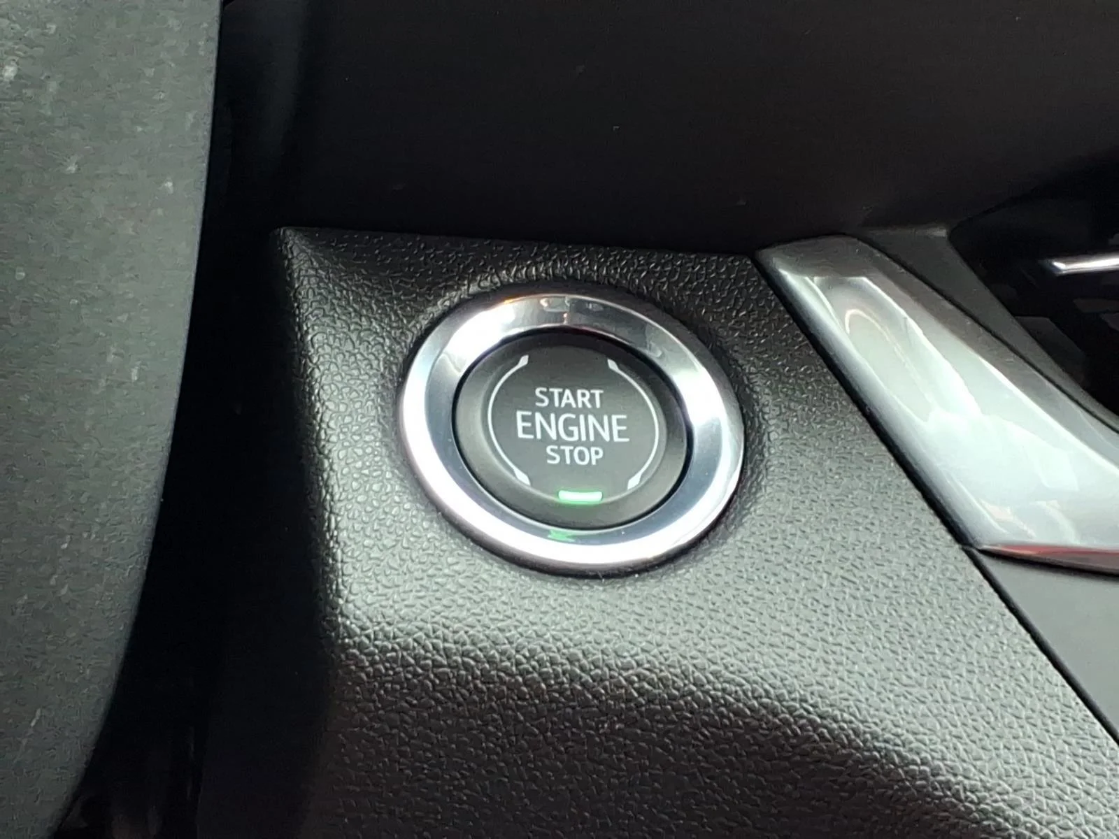 Used 2024 Cinnabar Metallic Buick Preferred image 17
