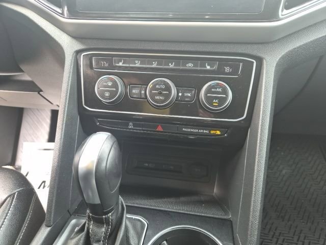 2022 Volkswagen Atlas SE w/Tech - Photo 22