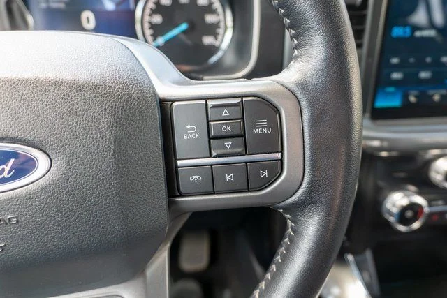 Used 2022 White Metallic Ford XLT image 19
