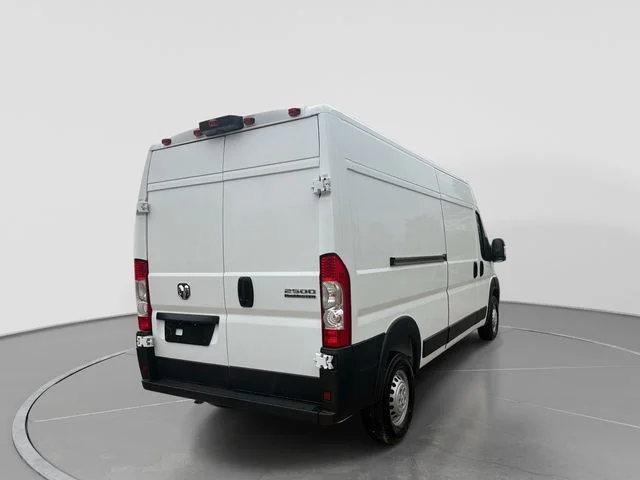 New 2026 Bright White Clear-Coat Exterior Paint RAM High Roof image 4