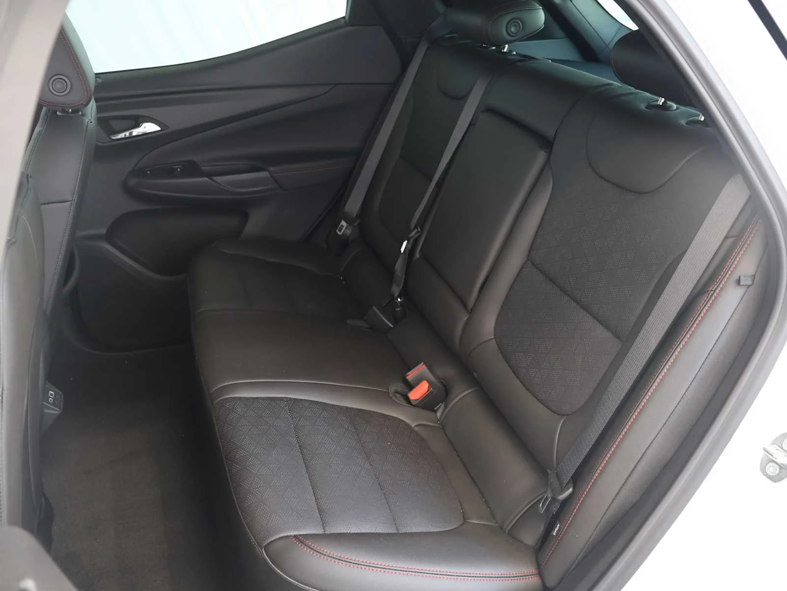 Used 2023 Summit White Chevrolet Premier image 24