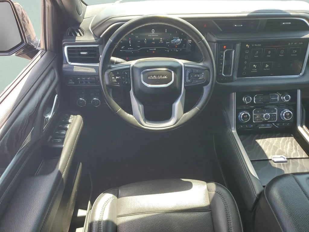 Used 2024 Onyx Black GMC Denali image 12