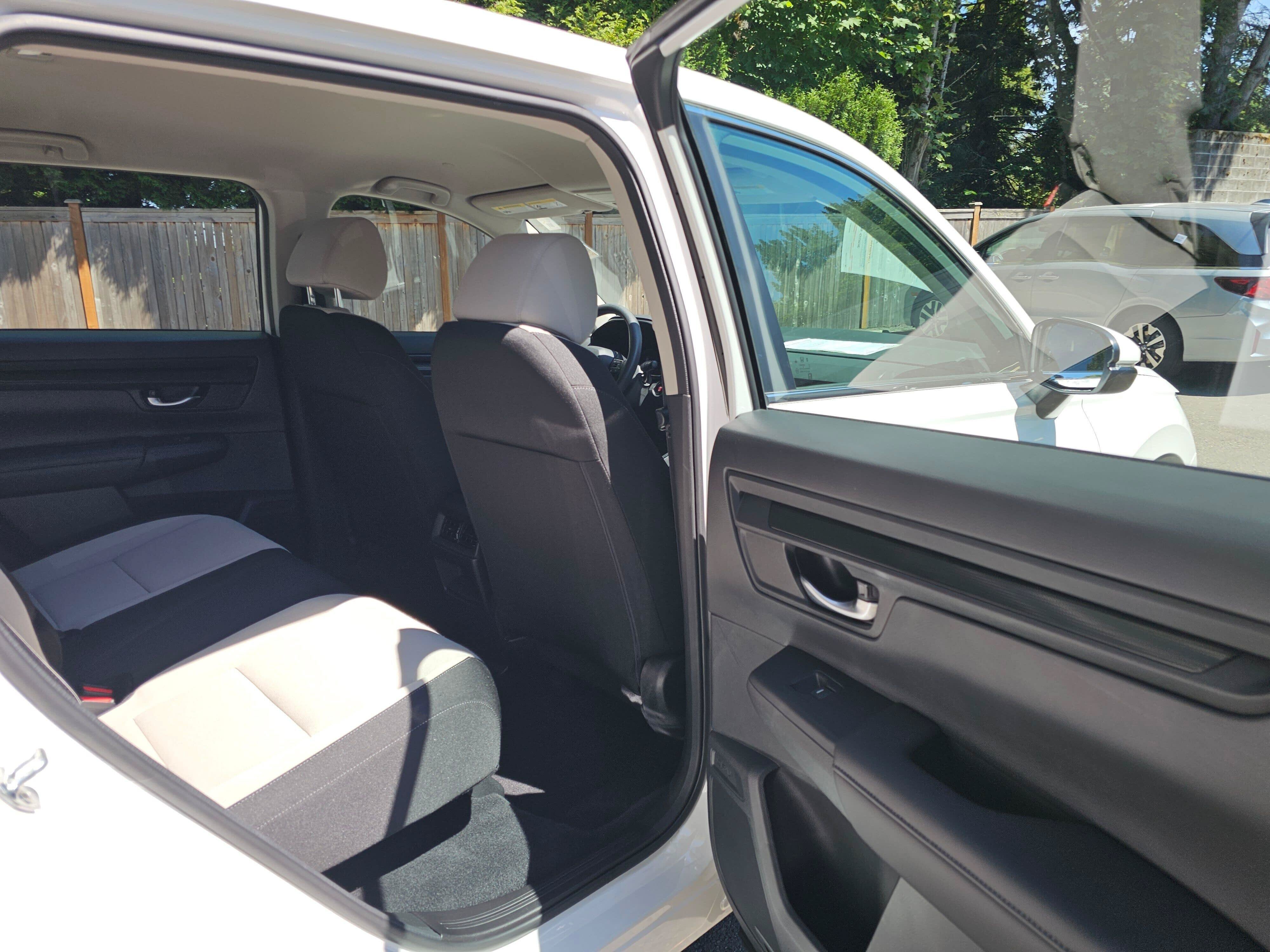 2024 Honda CR-V LX - Photo 48