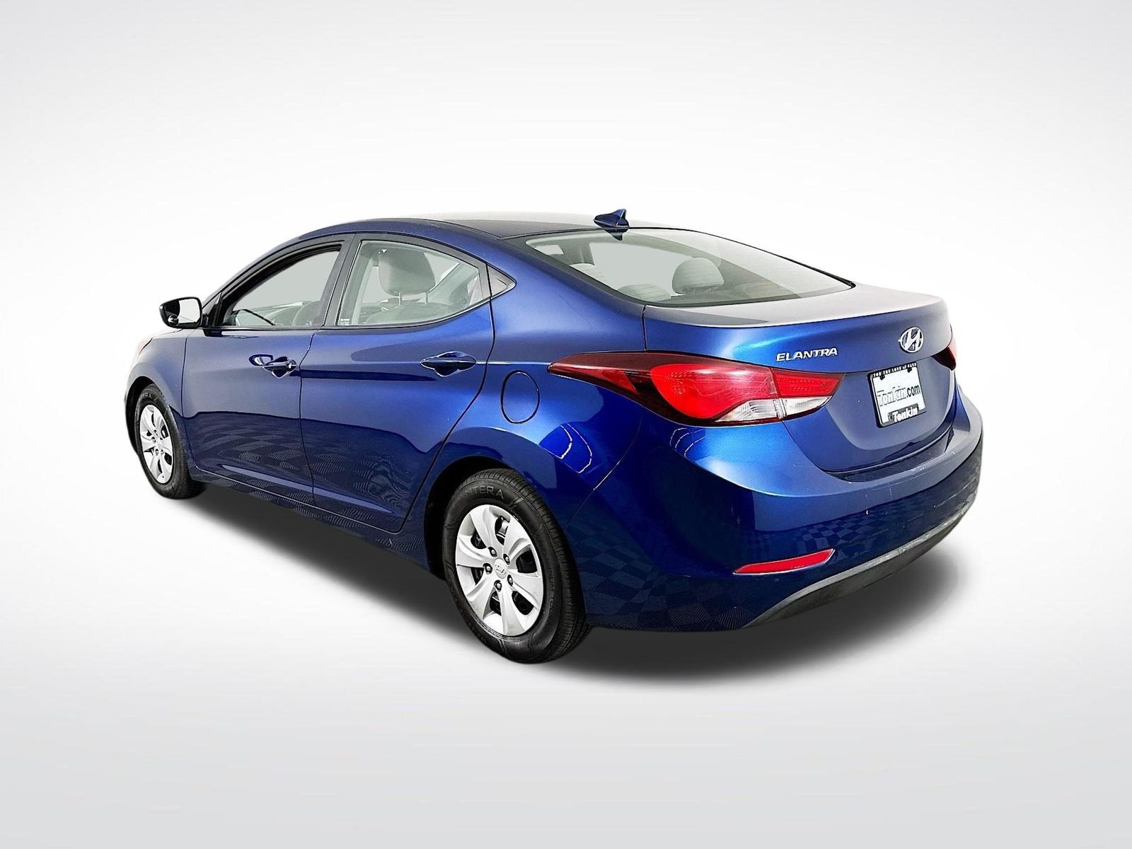 Used 2016 Lakeside Blue Hyundai SE image 6