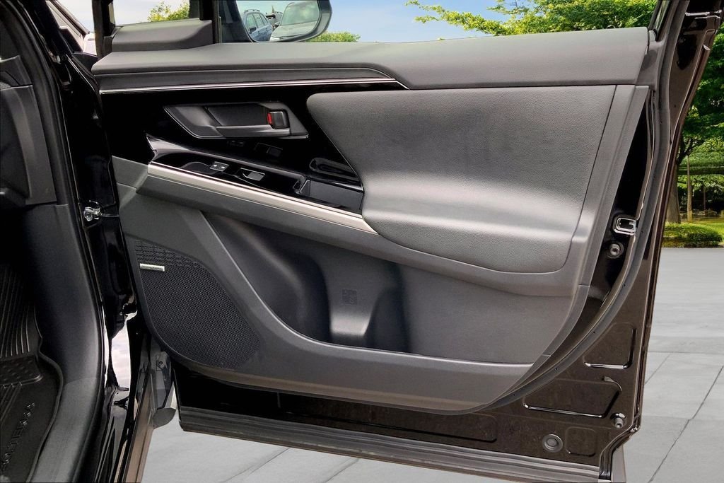 Used 2025 Black Subaru Limited image 26