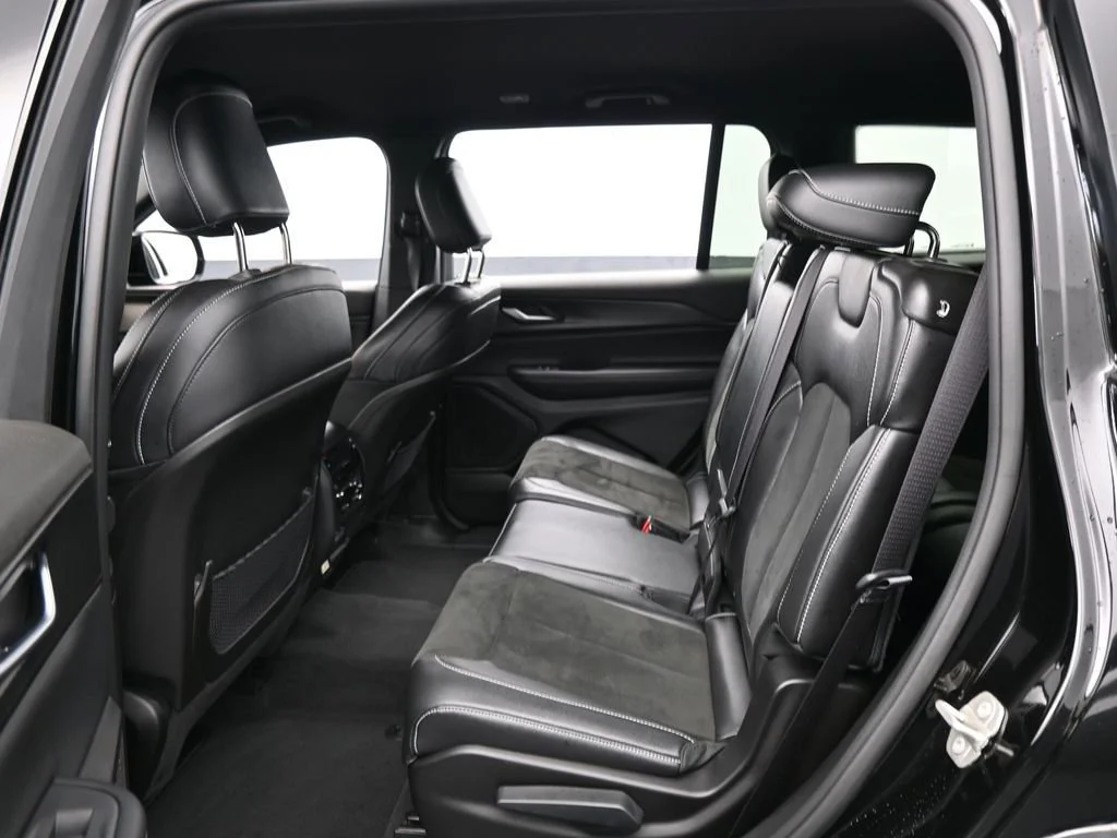 2023 Jeep Grand Cherokee L Altitude - Photo 28