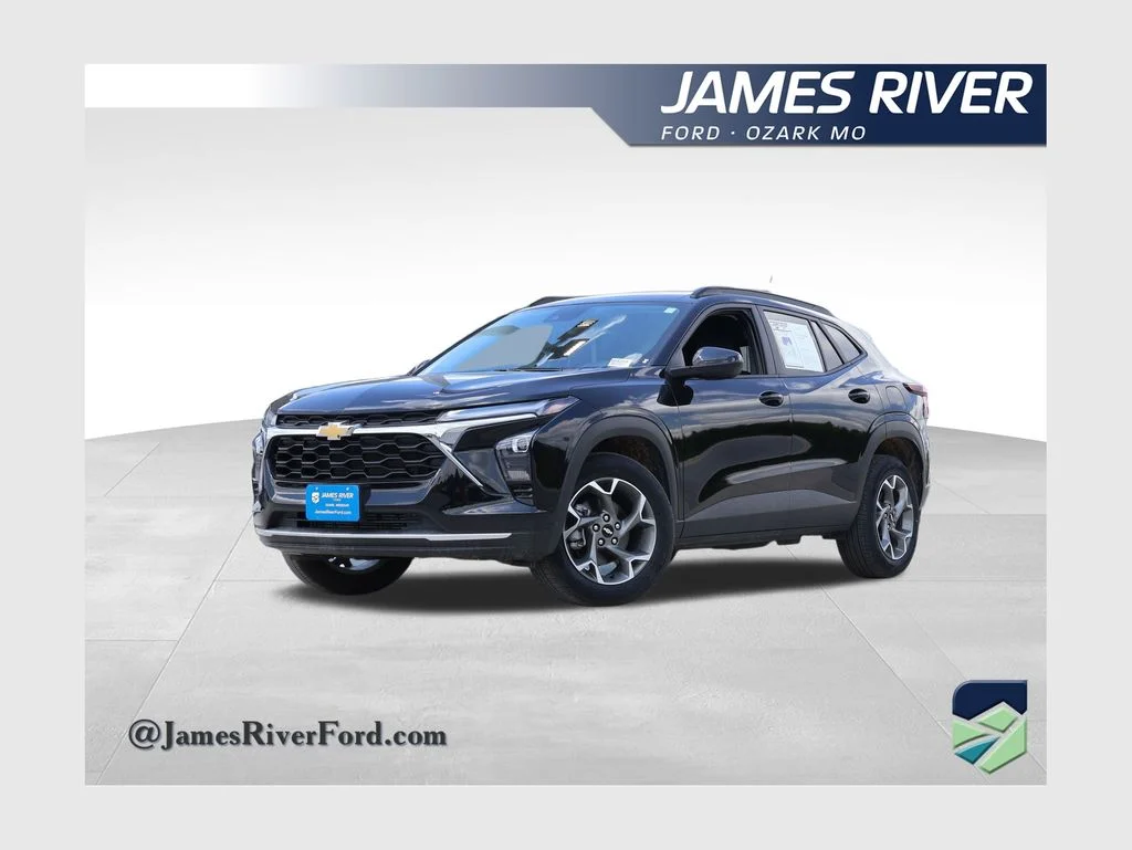 Used 2025 Black Chevrolet LT image 1