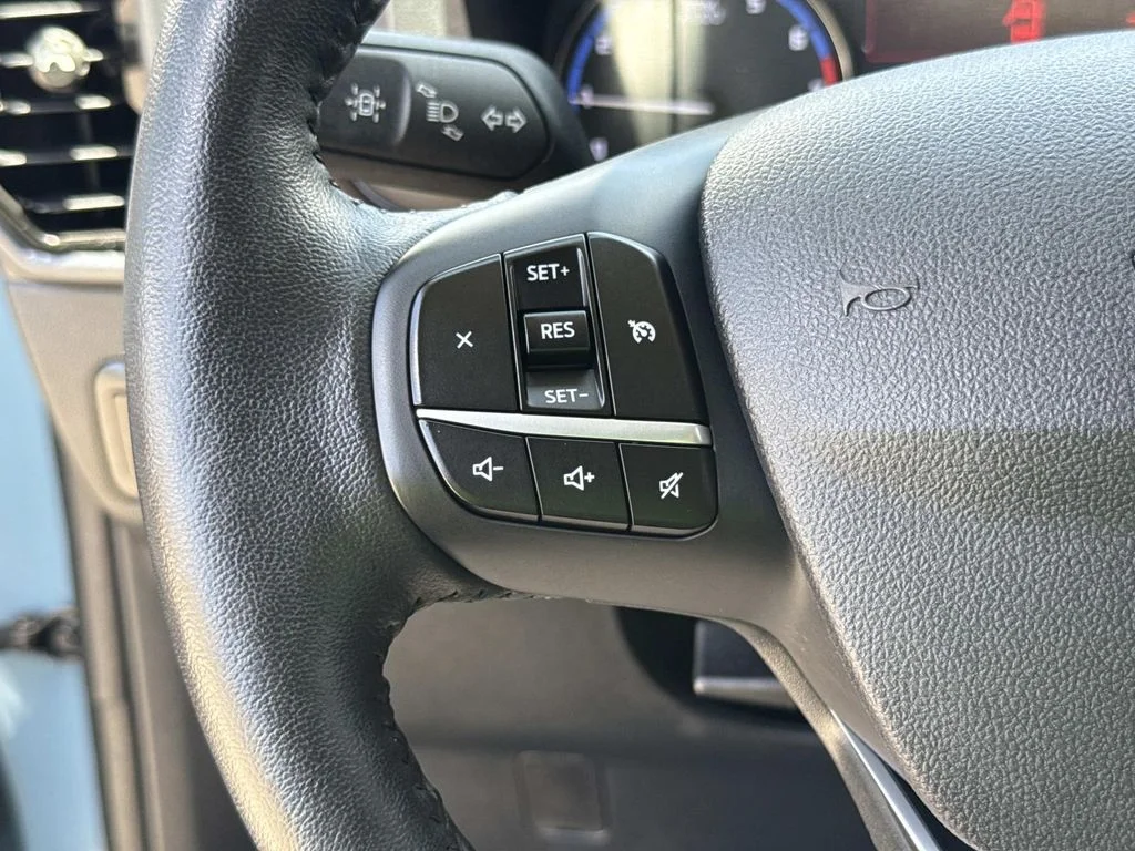 Used 2022  Ford Outer Banks image 41