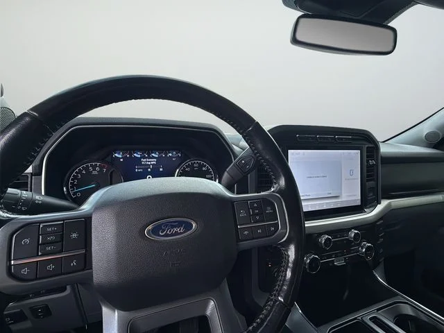 Used 2022 Black Ford XLT image 12