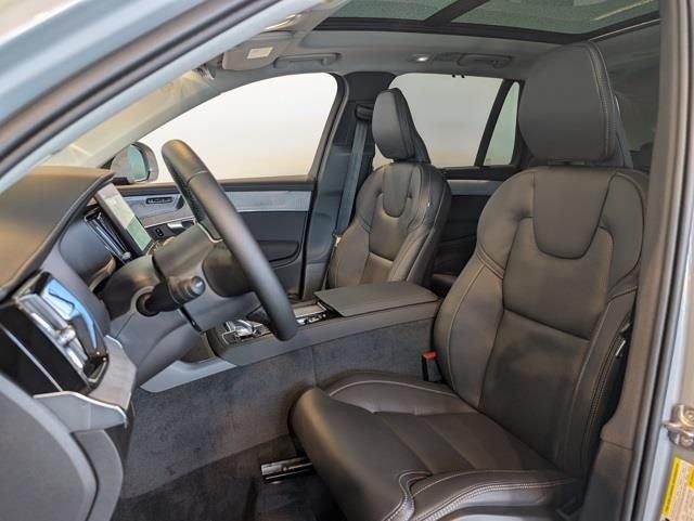 2026 Volvo XC90 Ultra - Photo 11