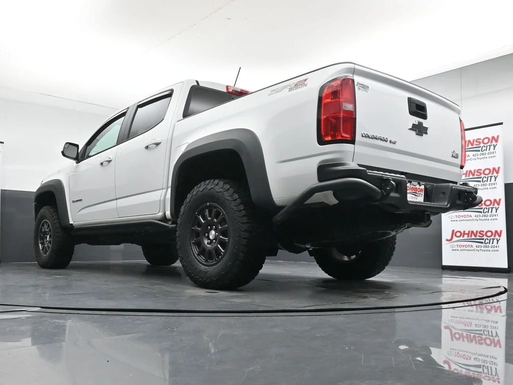 Used 2019 White Chevrolet ZR2 image 34