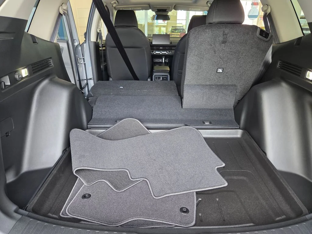 New 2026 Urban Gray Pearl Honda 2WD EX image 14