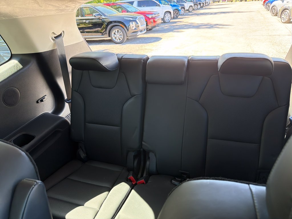 Used 2021 Silver Kia SX image 10
