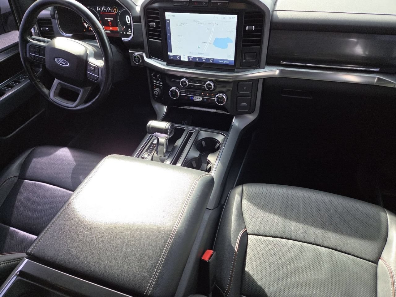 Used 2022 White Ford XL image 27