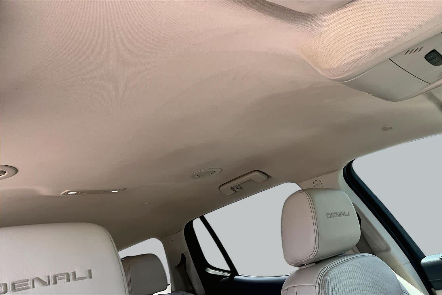 Used 2023 White Frost Tricoat GMC Denali image 14