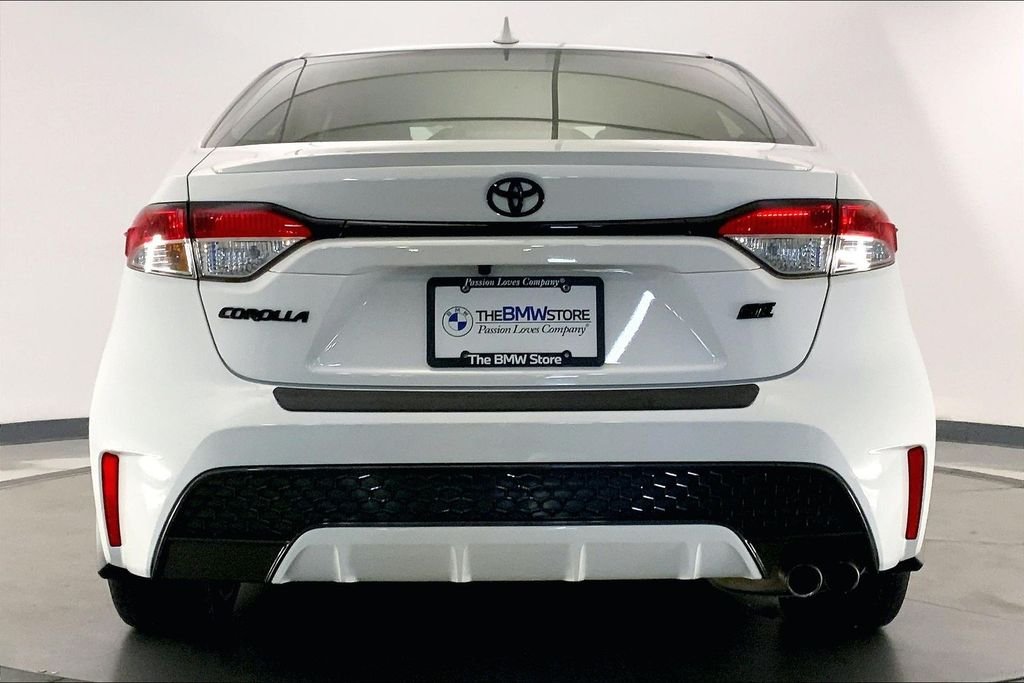 Used 2022 White Toyota SE image 3
